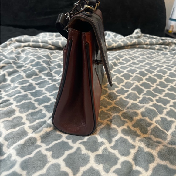 Patricia Nash small crossbody - Picture 3 of 4